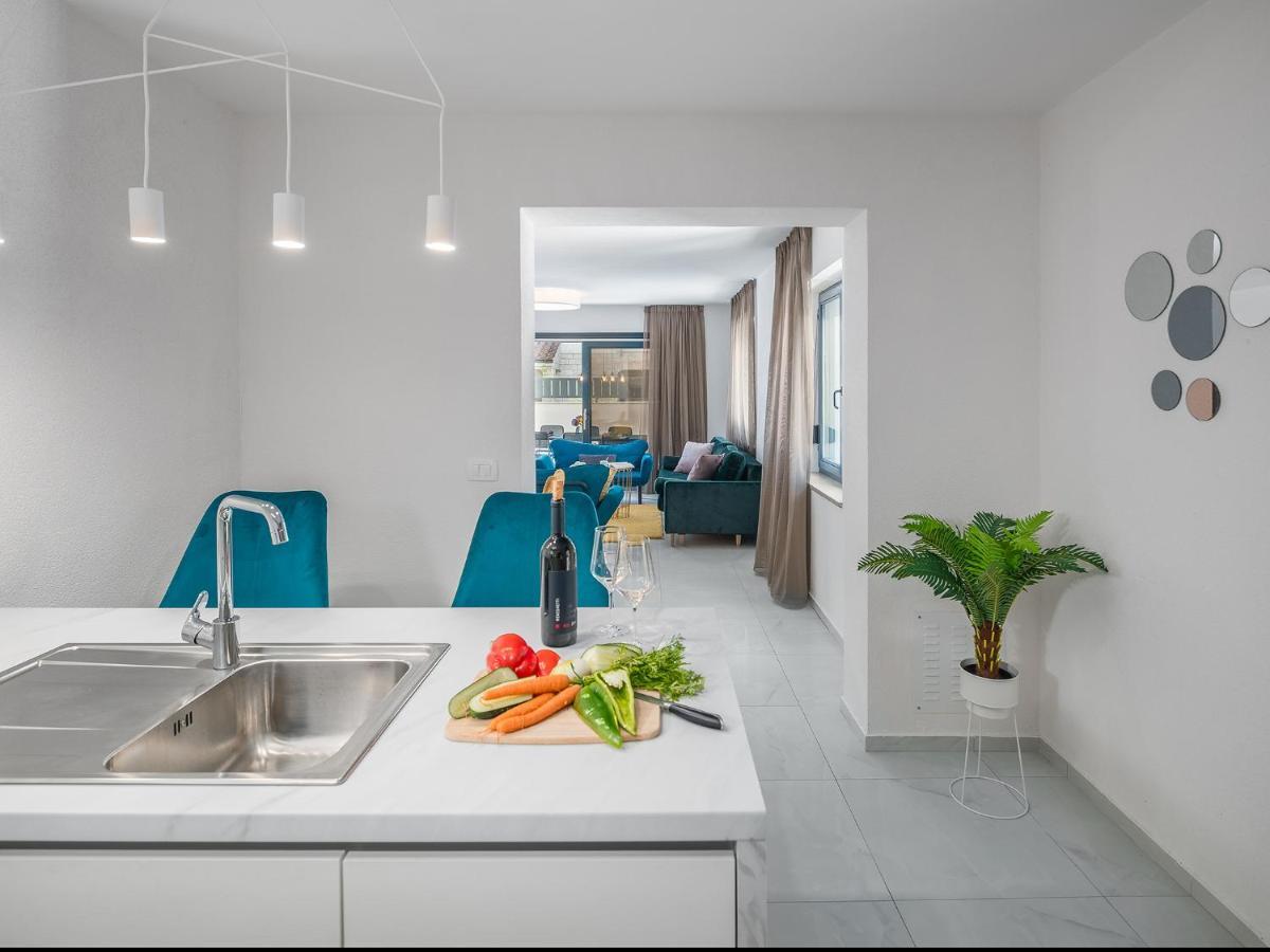 New 2021! Stella Porec Bagian luar foto