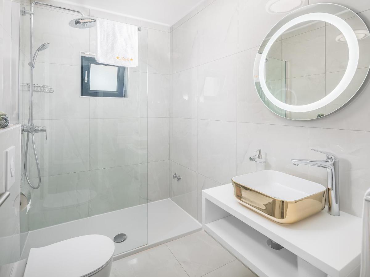 New 2021! Stella Porec Bagian luar foto