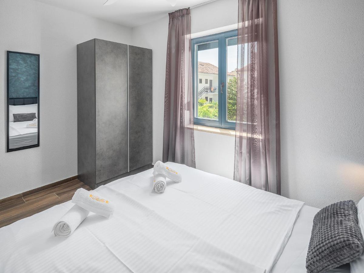 New 2021! Stella Porec Bagian luar foto